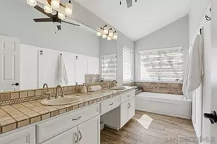 11753 Avenida Sivrita, San Diego, CA 92128 - Photo 20