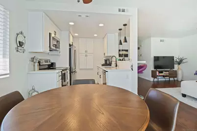  850 Cypress Point Way, Oceanside, CA 92058 - Photo 20