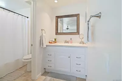  850 Cypress Point Way, Oceanside, CA 92058 - Photo 32