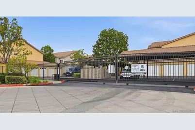  41410 Juniper St #2-23, Murrieta, CA 92562 - Photo 54