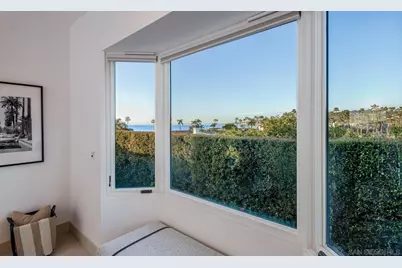  7970 Roseland Dr, La Jolla, CA 92037 - Photo 22