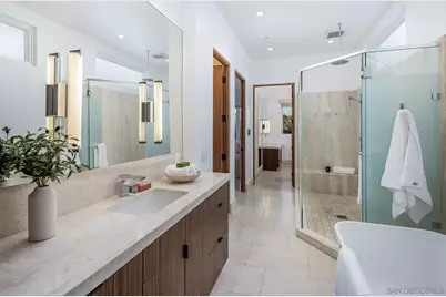  7970 Roseland Dr, La Jolla, CA 92037 - Photo 18