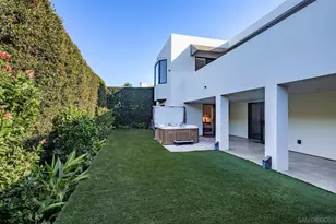 7970 Roseland Dr, La Jolla, CA 92037 - Photo 24