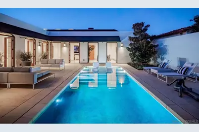  7970 Roseland Dr, La Jolla, CA 92037 - Photo 2