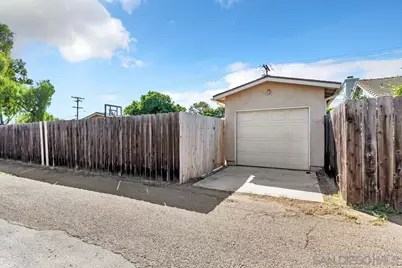  979 Connecticut, Imperial Beach, CA 91932 - Photo 32