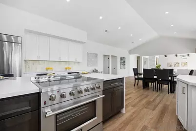  1112 Starview Dr, Vista, CA 92084 - Photo 12