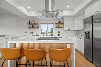  727 Ostend Ct, San Diego, CA 92109 - Photo 2