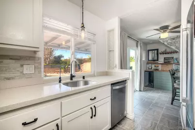  813 Sunningdale Dr, Oceanside, CA 92057 - Photo 20