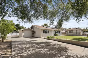 709 Convertible Ln, Fallbrook, CA 92028 - Photo 2