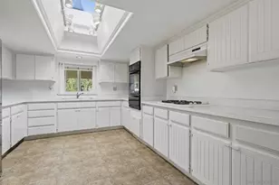 1521 Foothill Dr, Vista, CA 92084 - Photo 12