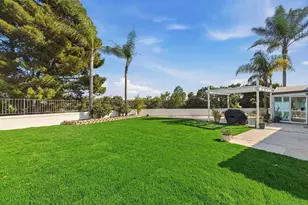 4290 Via Clemente, Oceanside, CA 92057 - Photo 2