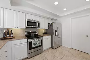 971 Santa Helena Park Ct, Solana Beach, CA 92075 - Photo 10