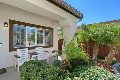  32849 Charmes Ct, Temecula, CA 92592 - Photo 2