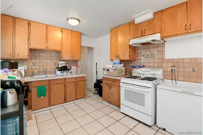  1328 Buena St, Oceanside, CA 92058 - Photo 6