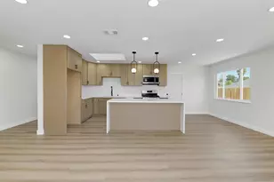 8375 Lake Ben Ave, San Diego, CA 92119 - Photo 6