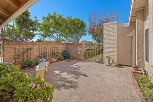 1665 Caminito Aliviado, La Jolla, CA 92037 - Photo 22