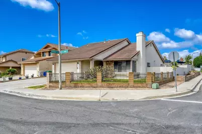  7486 Rock Canyon Drive, San Diego, CA 92126 - Photo 2