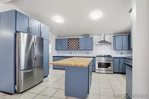 611 Via Santa Paulo, Vista, CA 92081 - Photo 8