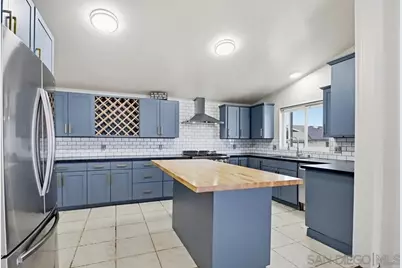  611 Via Santa Paulo, Vista, CA 92081 - Photo 6