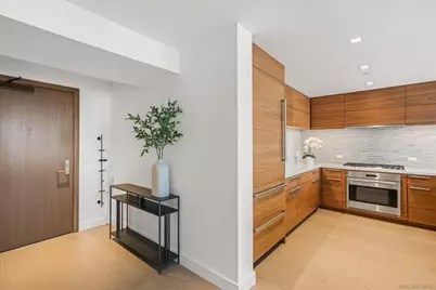  888 W E Street #2206, San Diego, CA 92101 - Photo 24
