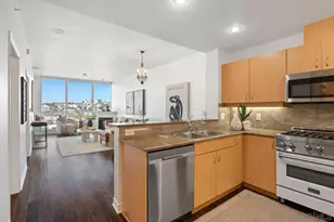 300 W Beech St, San Diego, CA 92101 - Photo 16