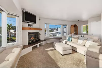  5111 Windsor Dr, Pacific Beach, CA 92109 - Photo 18