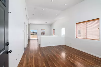  4150 Marine View Ave, San Diego, CA 92113 - Photo 8