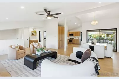  585 S Sierra Ave #27, Solana Beach, CA 92075 - Photo 2