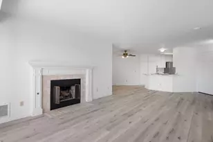 7087 Camino Degrazia, San Diego, CA 92111 - Photo 2