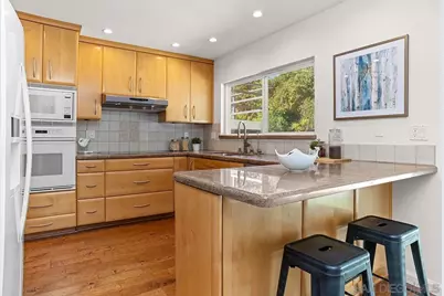  6075 Zenako Court, San Diego, CA 92122 - Photo 8