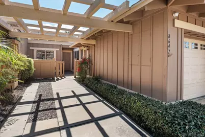  8647 Circle R Valley Ln, Escondido, CA 92026 - Photo 4