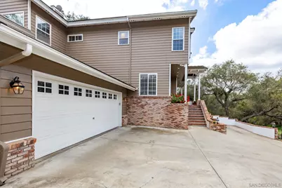  2656 Secret Lake Ln, Fallbrook, CA 92028 - Photo 4