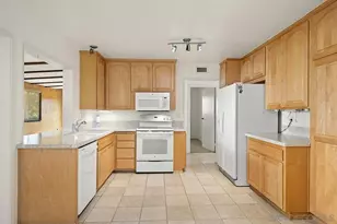7079 Enders Ave, San Diego, CA 92122 - Photo 8