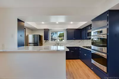  11518 205th St, Lakewood, CA 90715 - Photo 10