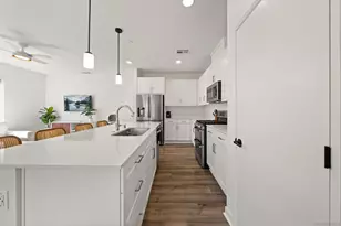 35164 Grove Trl, Fallbrook, CA 92028 - Photo 12