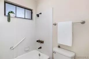 8860 Villa La Jolla, La Jolla, CA 92037 - Photo 32