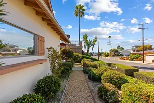 5217 Vickie Dr, San Diego, CA 92109 - Photo 4