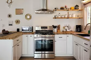 777 Iris Dr, Big Bear Lake, CA 92315 - Photo 10