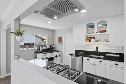  8182 Beaver Lake Dr, San Diego, CA 92119 - Photo 14