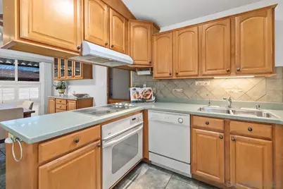  7607 Seton Hall St, La Mesa, CA 91942 - Photo 4