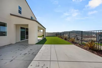  35172 Bergamot Cove, Fallbrook, CA 92028 - Photo 32