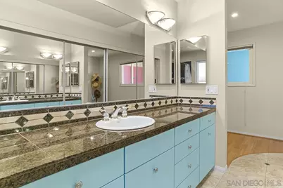  2939 Governor Drive, San Diego, CA 92122 - Photo 18