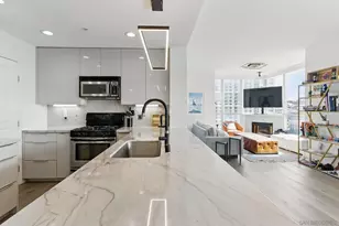 300 W Beech St, San Diego, CA 92101 - Photo 12