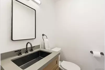  7319 Cuvier St, La Jolla, CA 92037 - Photo 16