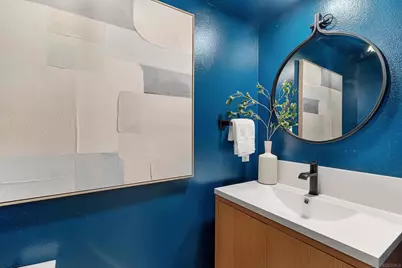  2811 Unicornio St, Carlsbad, CA 92009 - Photo 12