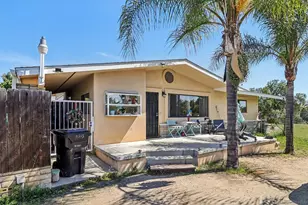 4215-17 Sycamore Dr, San Diego, CA 92105 - Photo 8