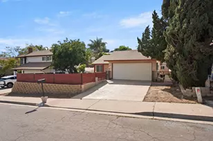 2038 Siegle Dr, Lemon Grove, CA 91945 - Photo 2