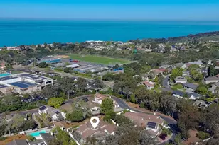 8358 Caminito Helecho, La Jolla, CA 92037 - Photo 32