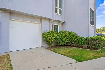  1074 Isabella Avenue, Coronado, CA 92118 - Photo 18