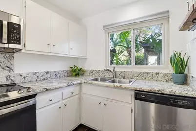 4202 Loma Riviera Ln, San Diego, CA 92110 - Photo 12